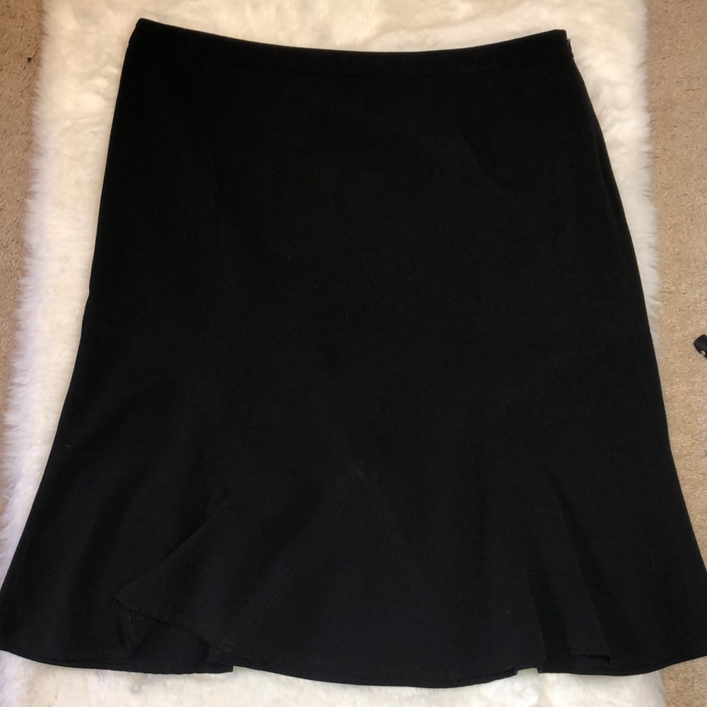 Black Knee-Length Skirt 14. Small Flare